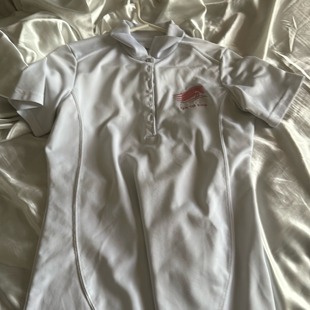 GLEF white horse show polo shirt size small
